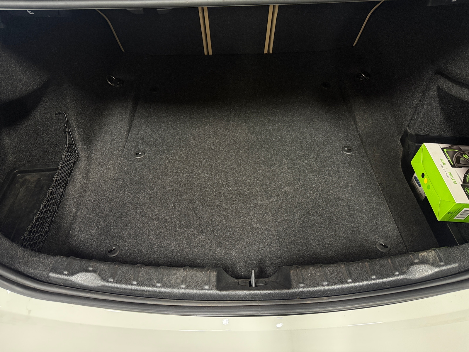 Thumbnail: 2017 BMW 3 Series - 6