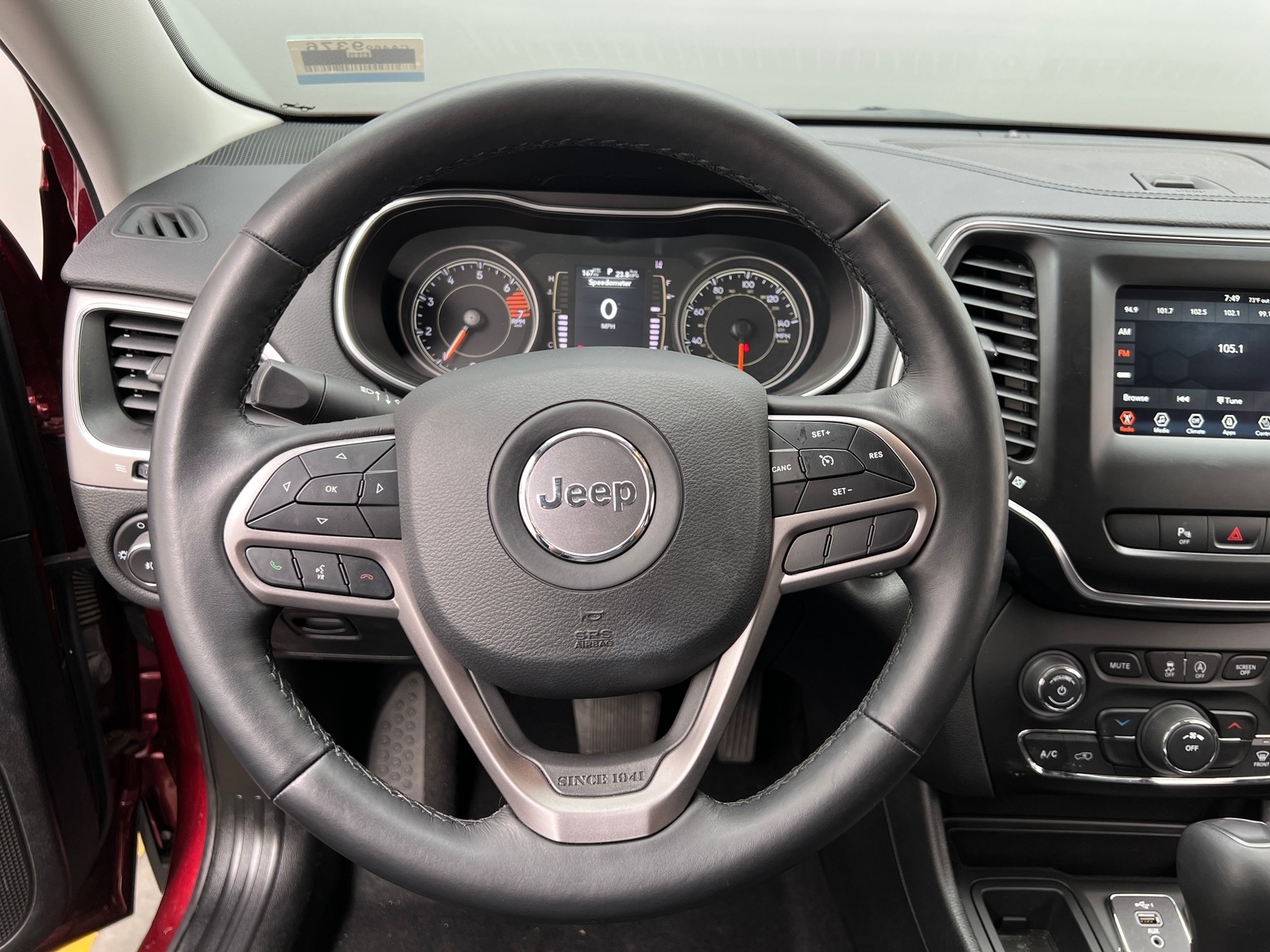 Thumbnail: 2021 Jeep Cherokee - 5