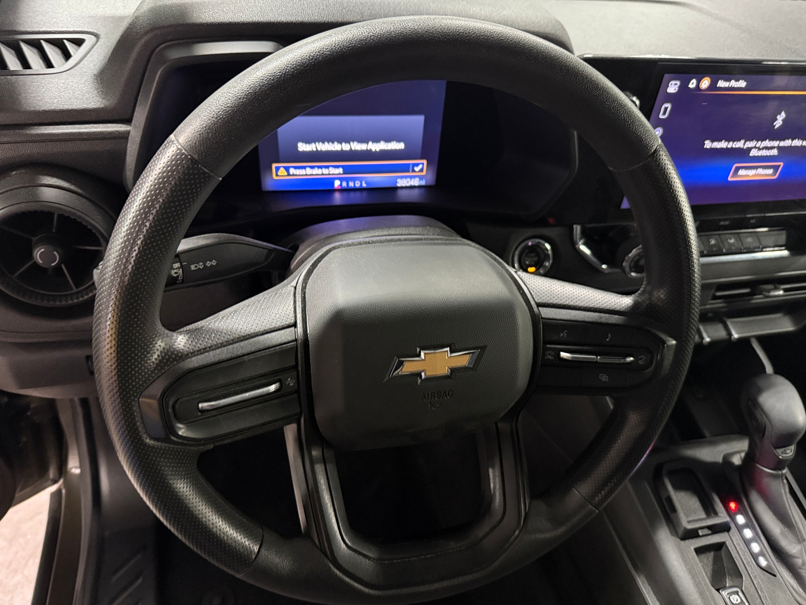 Thumbnail: 2023 Chevrolet Colorado - 5