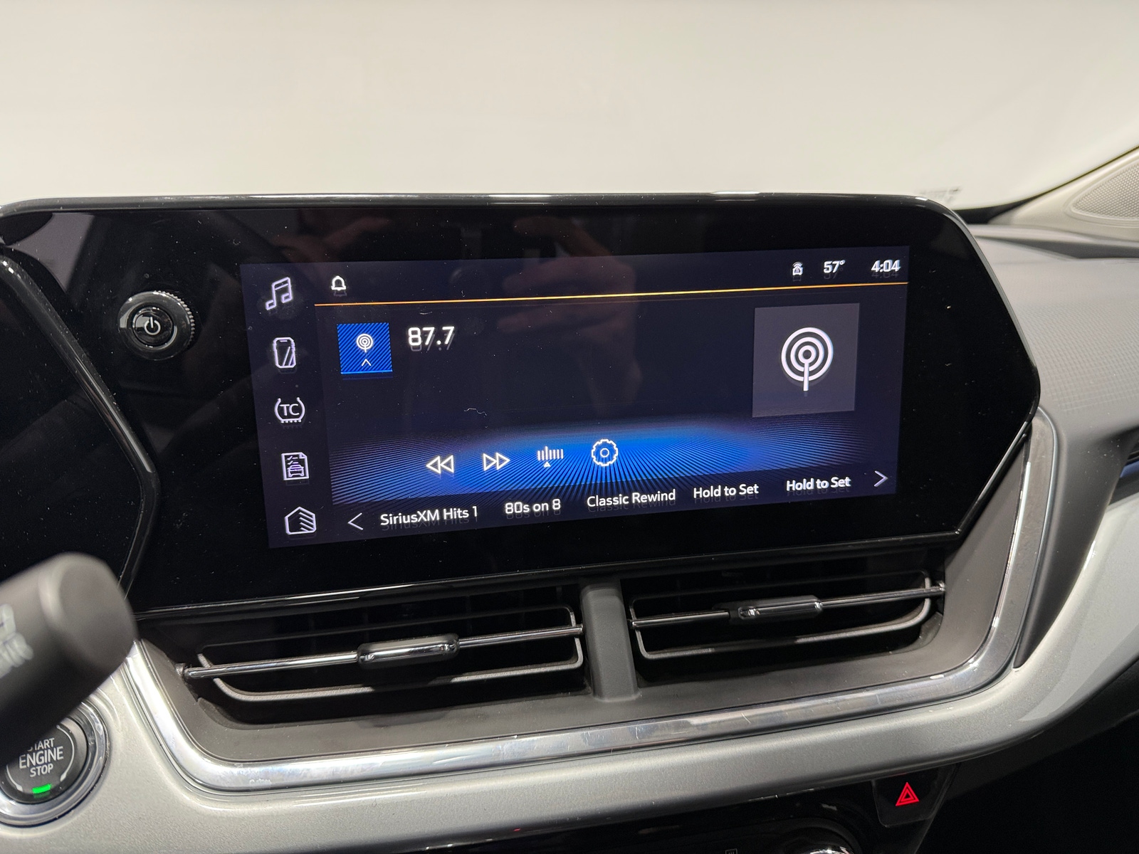 Thumbnail: 2025 Chevrolet Trax - 4