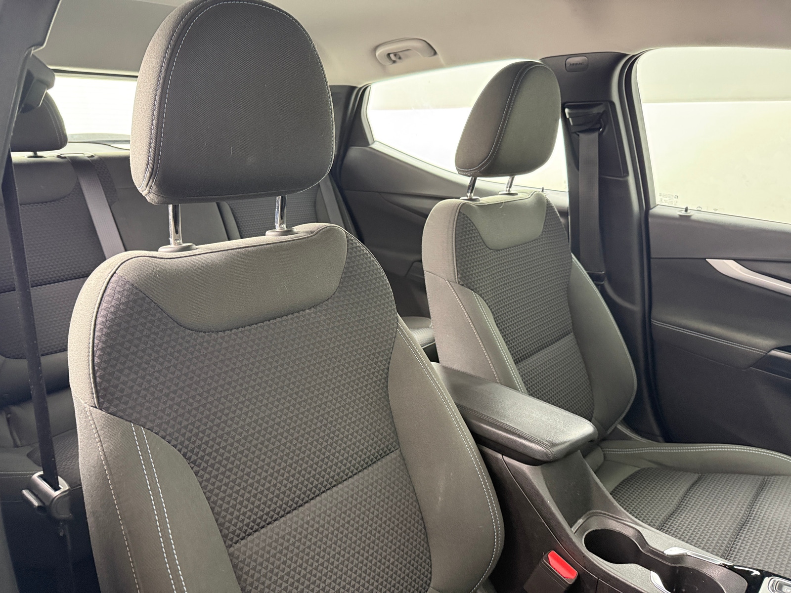 Thumbnail: 2023 Chevrolet Bolt EUV - 2