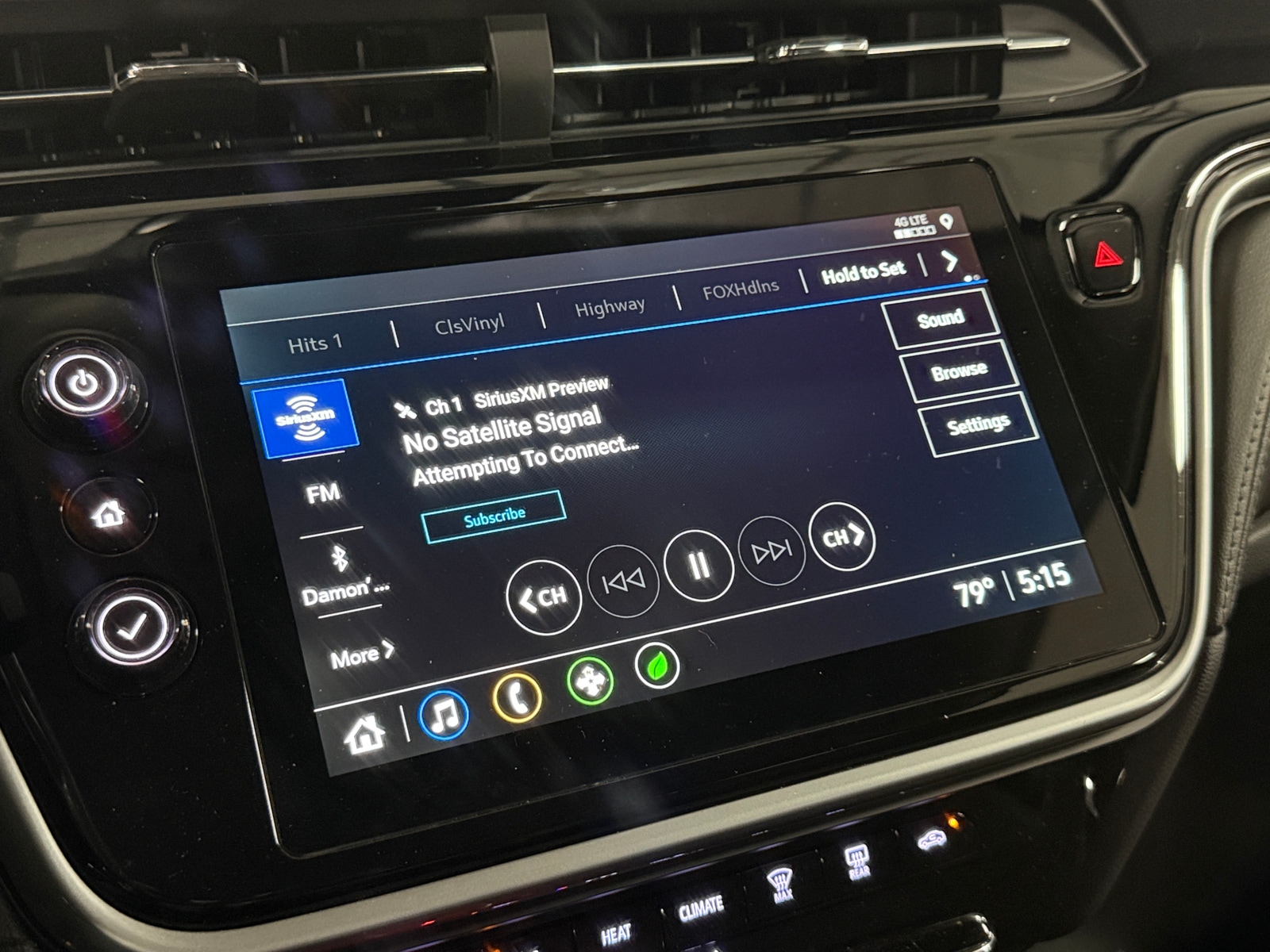 Thumbnail: 2023 Chevrolet Bolt EUV - 4