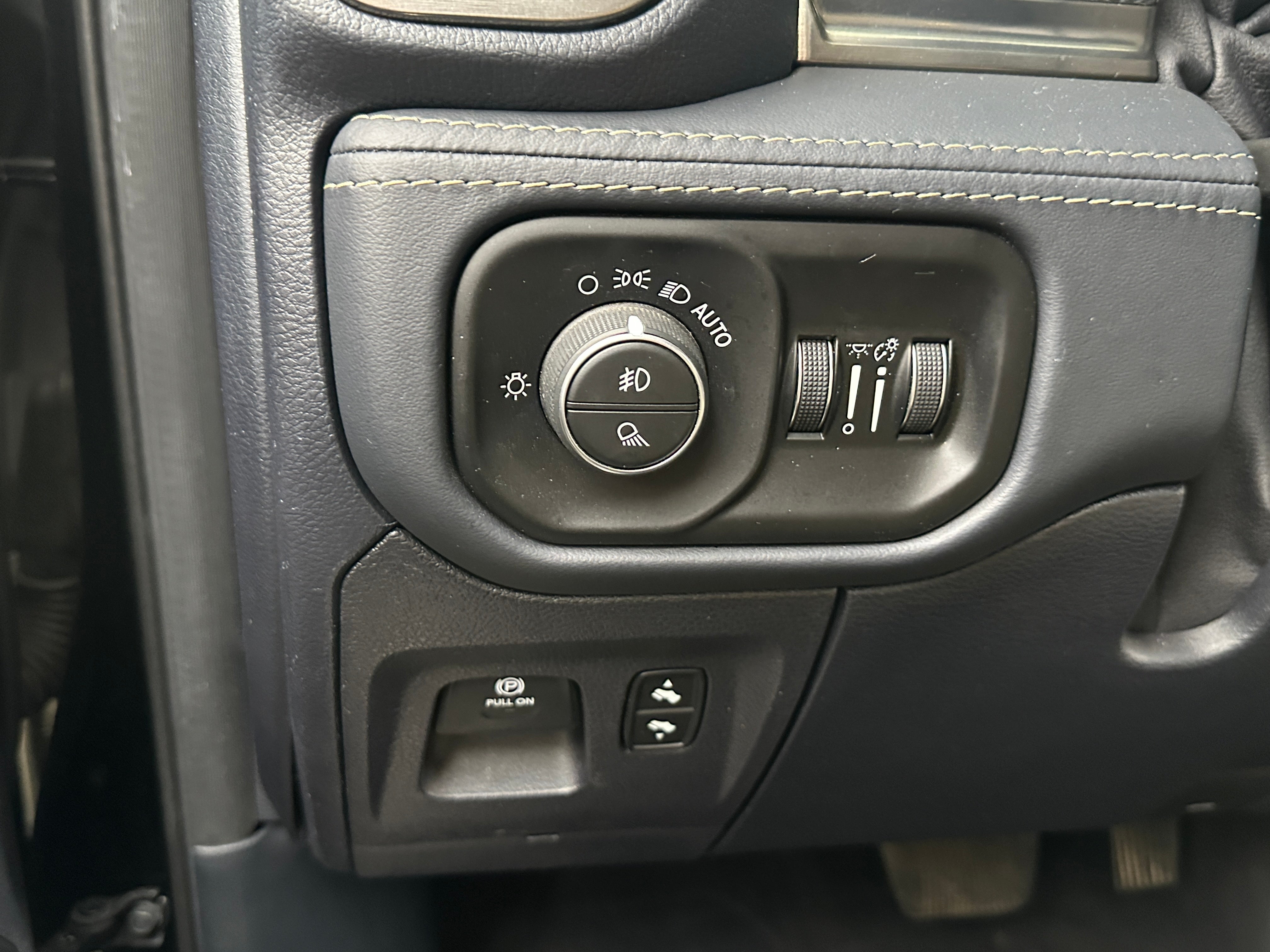 2021 RAM Ram 1500 Pickup Limited - Photo 12