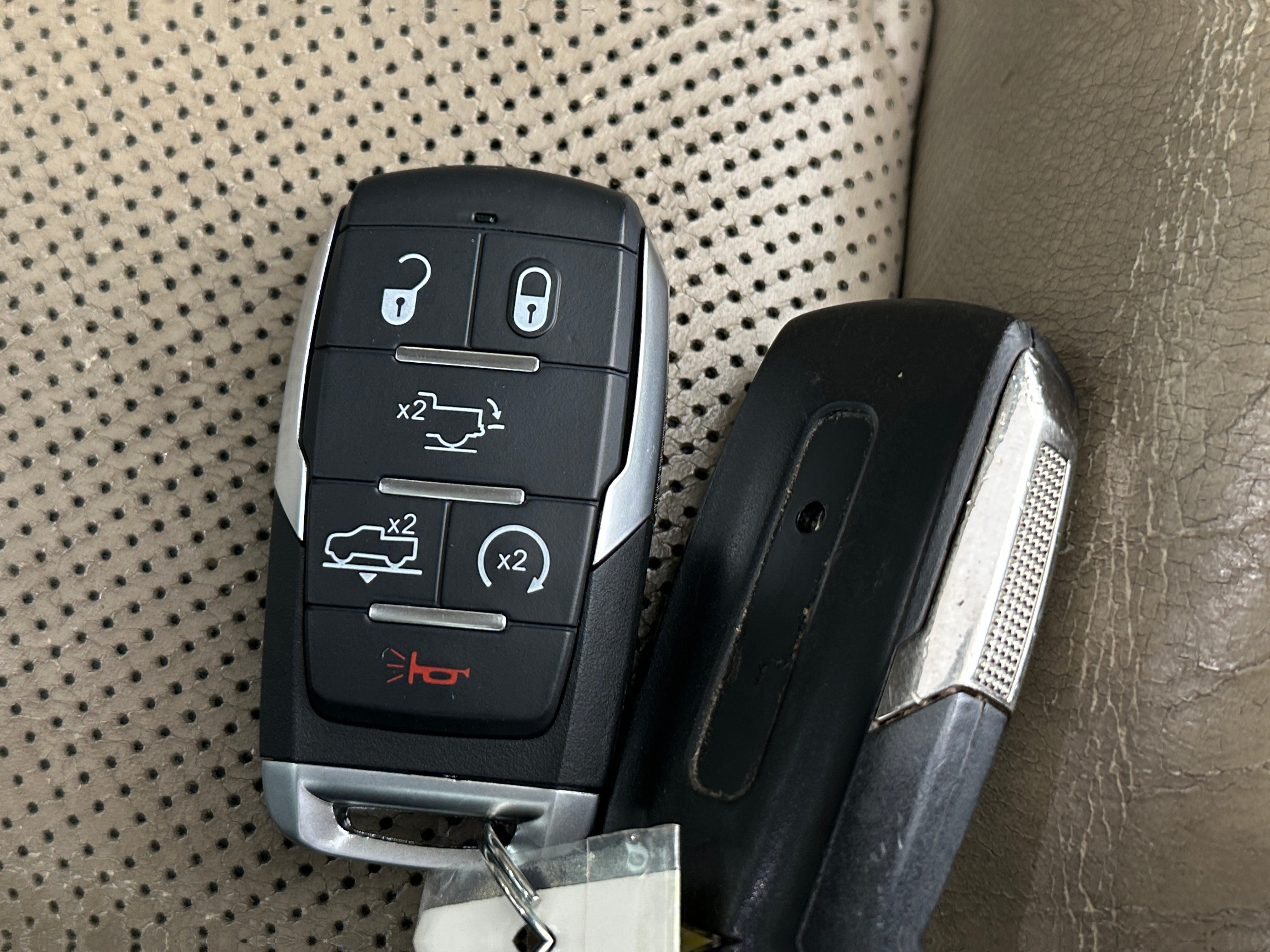 2021 RAM Ram 1500 Pickup Limited - Photo 15