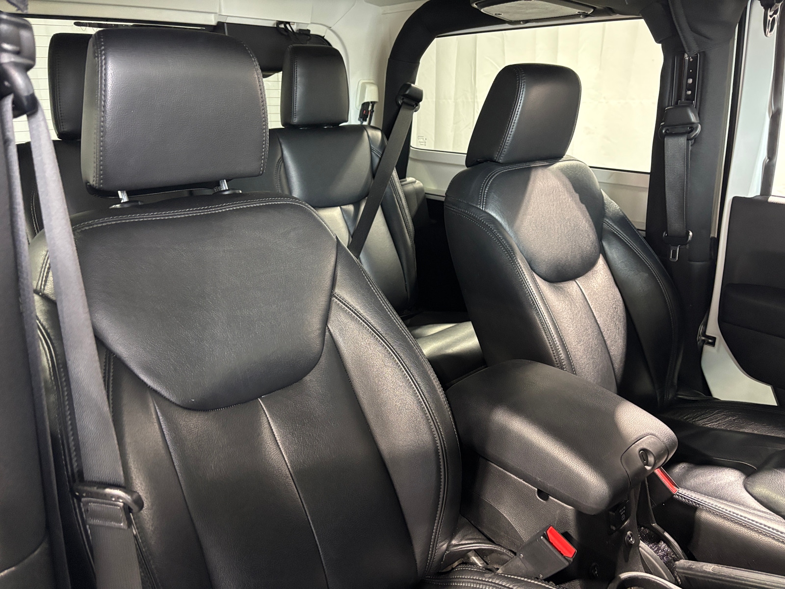 Thumbnail: 2015 Jeep Wrangler - 2