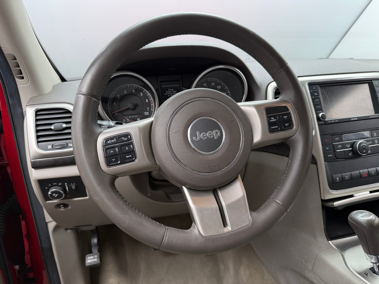 Thumbnail: 2011 Jeep Grand Cherokee - 4