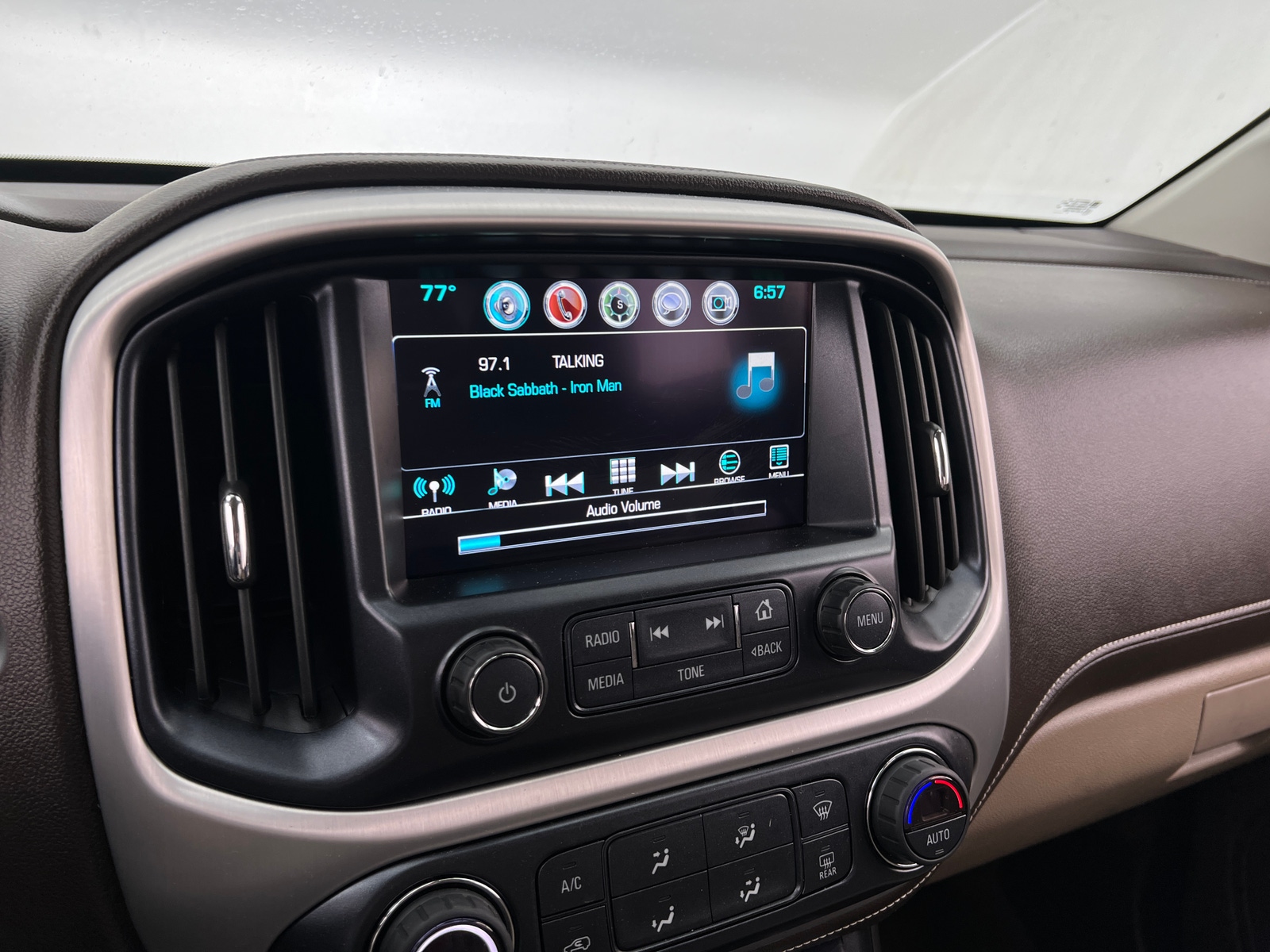 Thumbnail: 2018 GMC Canyon - 4