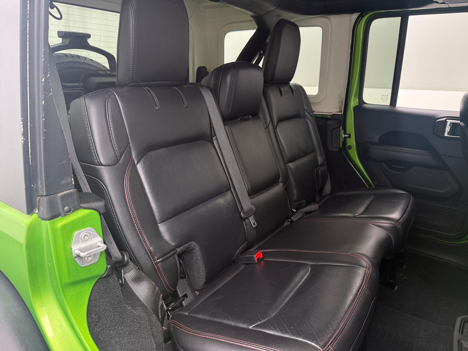 Thumbnail: 2019 Jeep Wrangler - 5