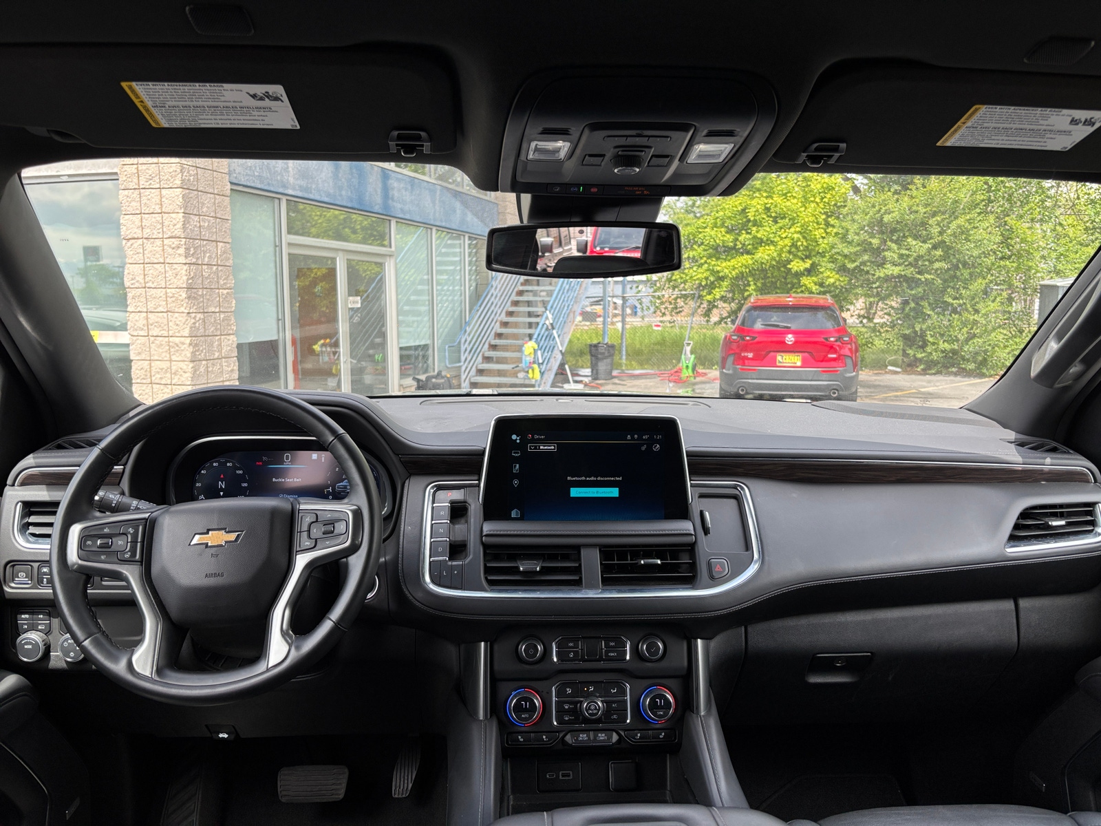 Thumbnail: 2023 Chevrolet Tahoe - 3