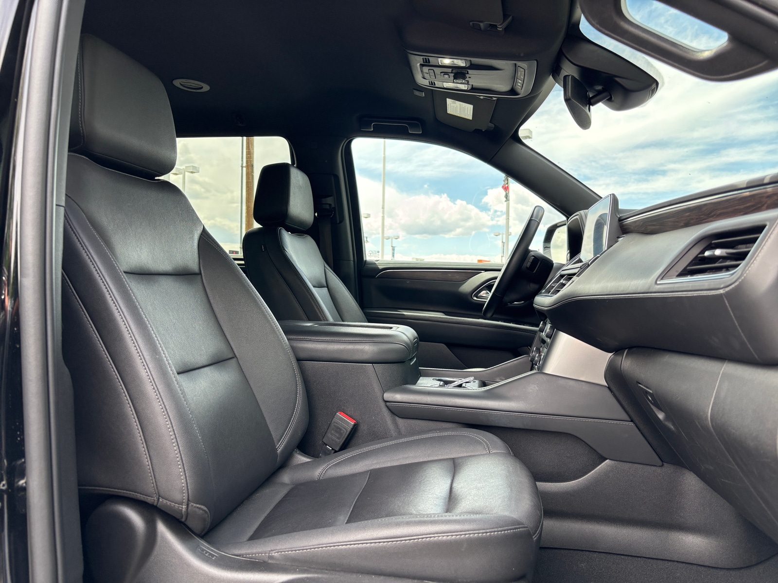 Thumbnail: 2023 Chevrolet Tahoe - 2