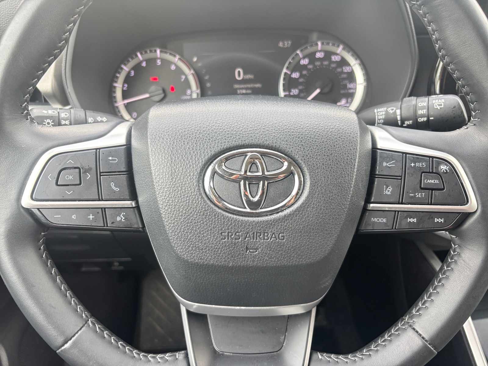 Thumbnail: 2025 Toyota Highlander - 4