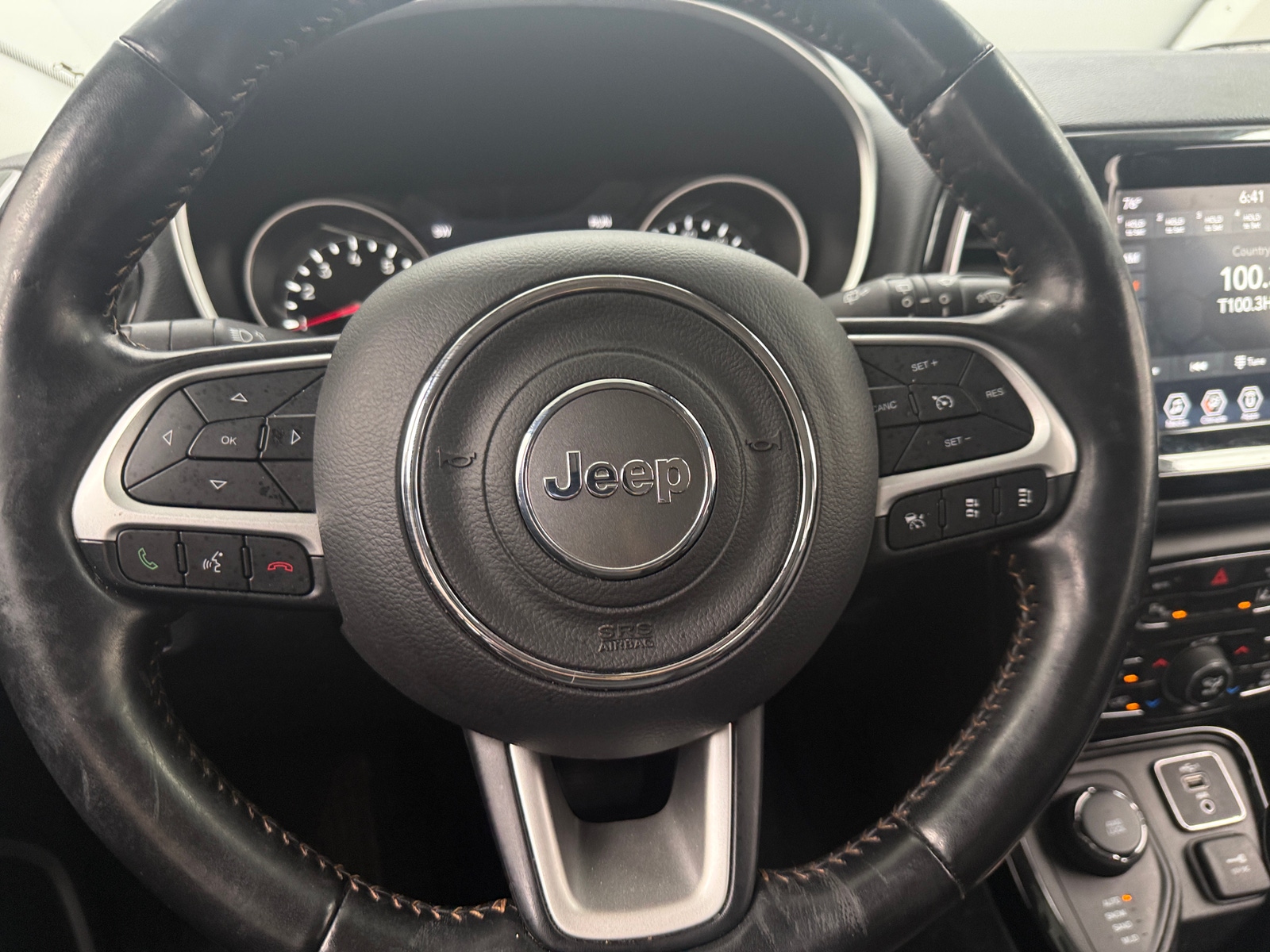 Thumbnail: 2021 Jeep Compass - 4