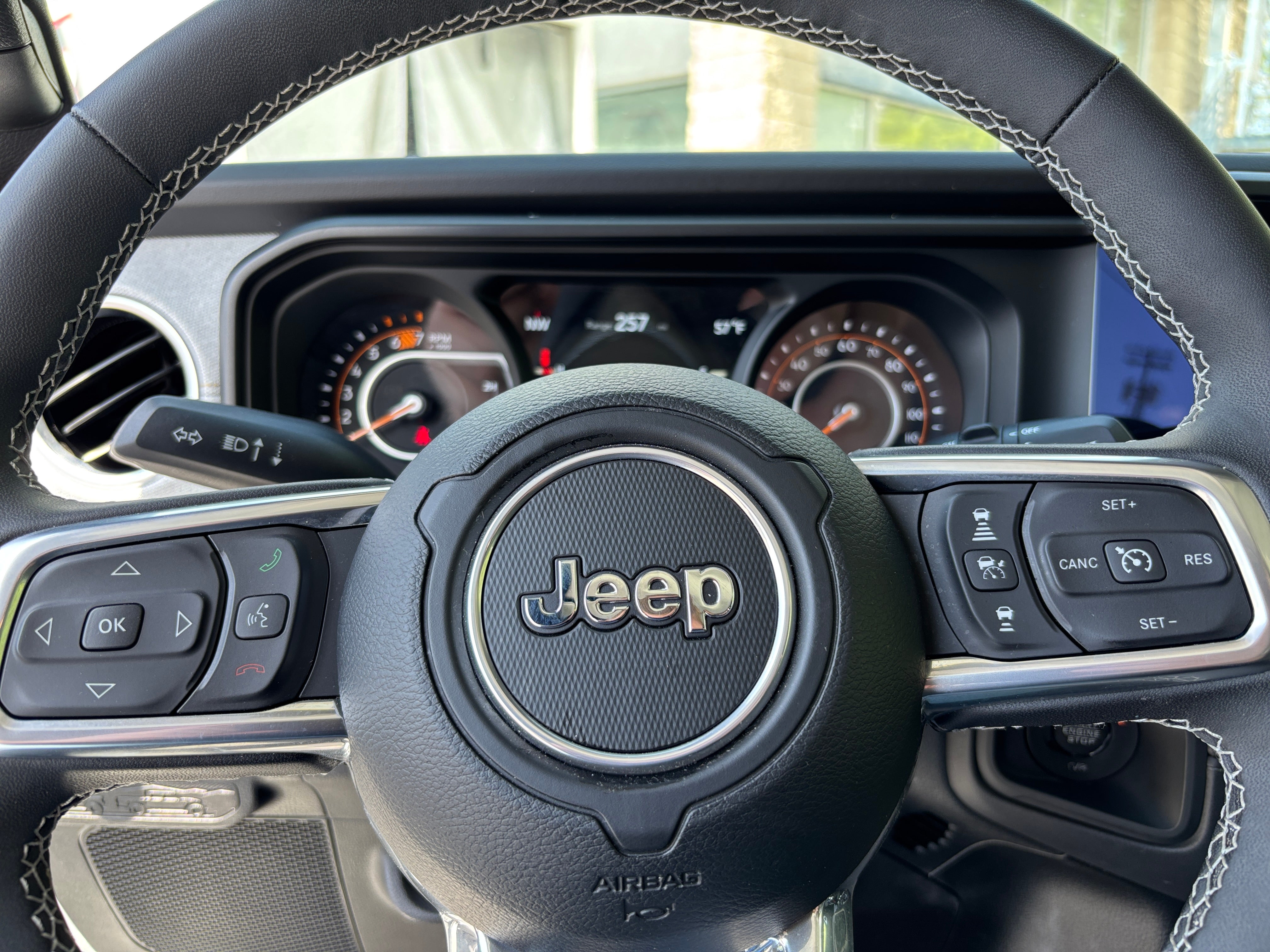 Thumbnail: 2025 Jeep Wrangler - 5
