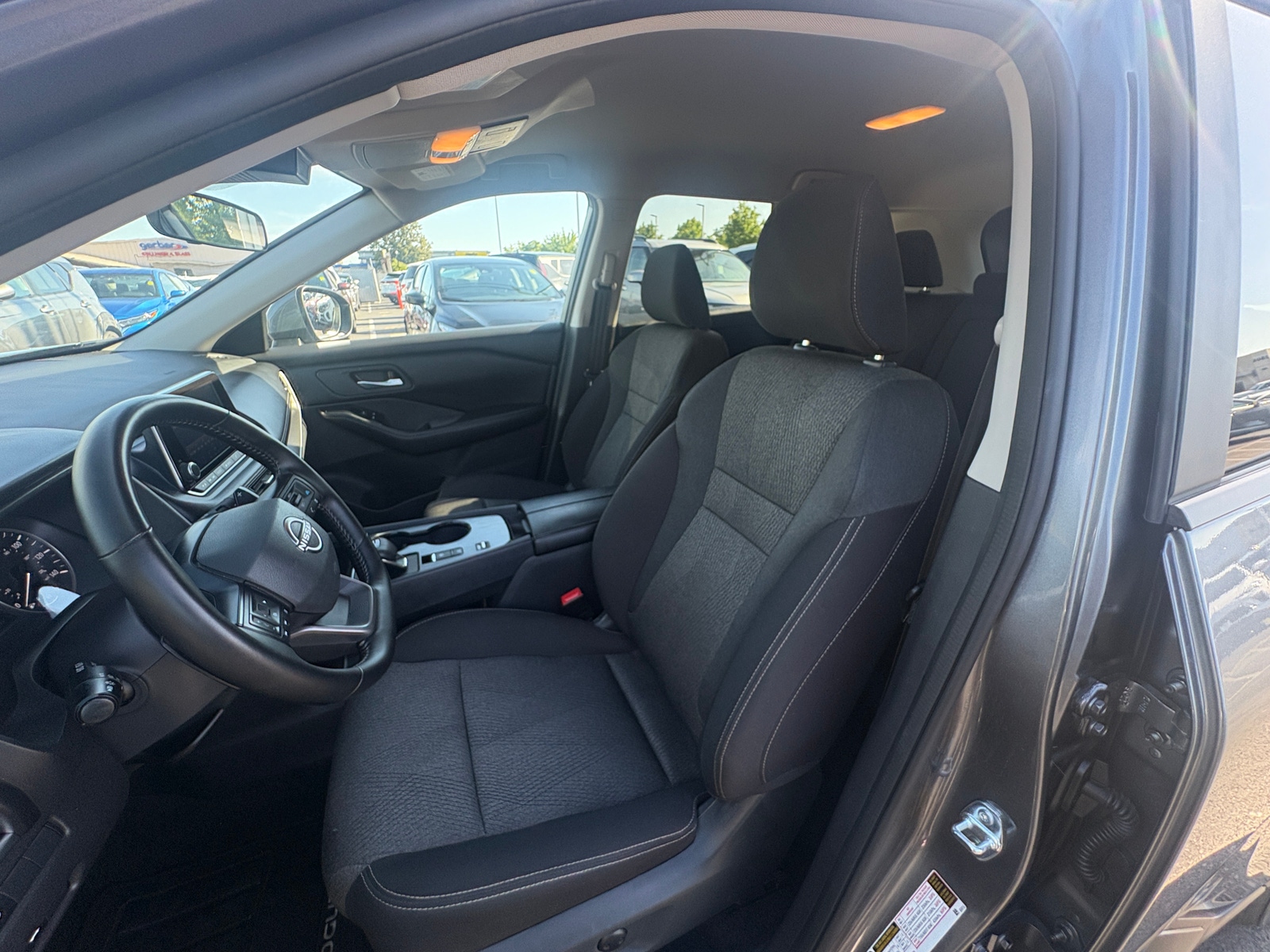 Thumbnail: 2025 Nissan Rogue - 2