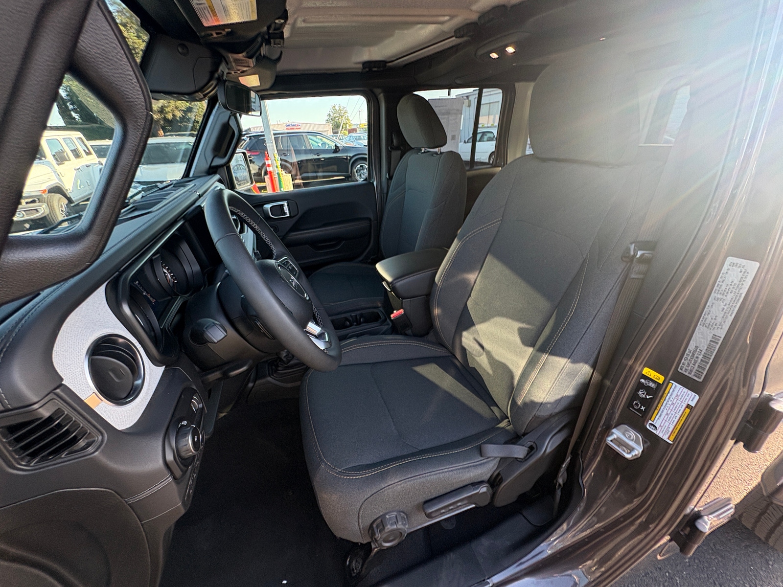 Thumbnail: 2025 Jeep Wrangler - 2