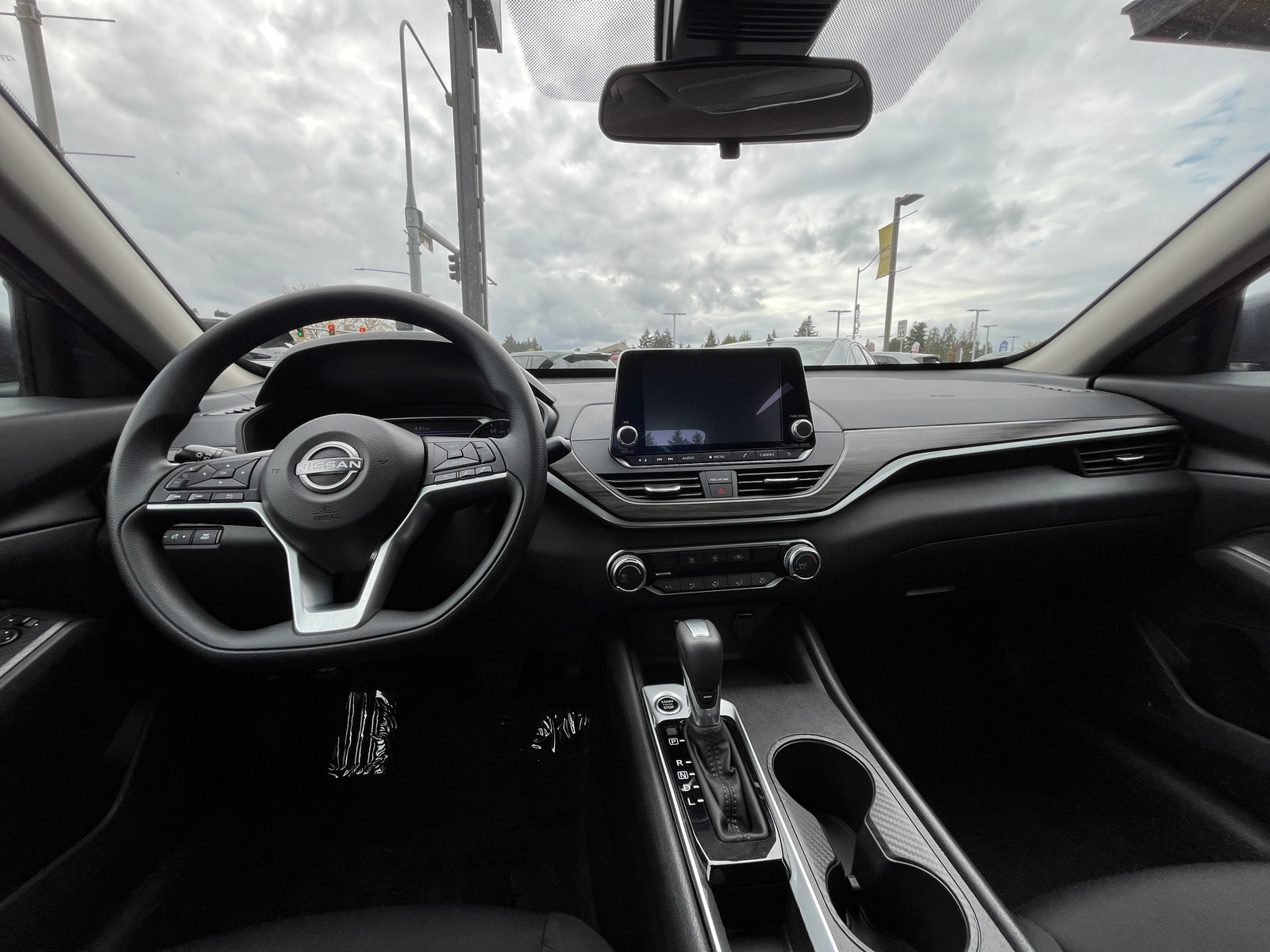 Thumbnail: 2025 Nissan Altima - 3