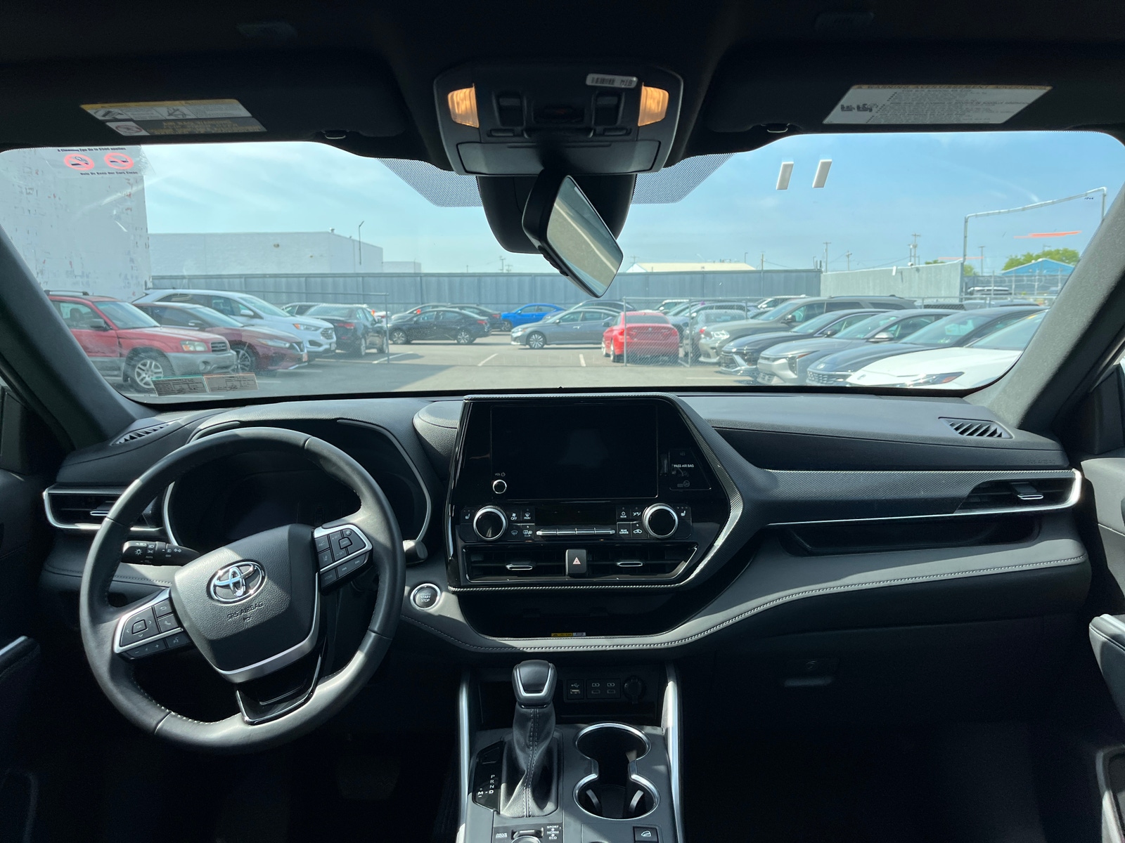 Thumbnail: 2025 Toyota Highlander - 3
