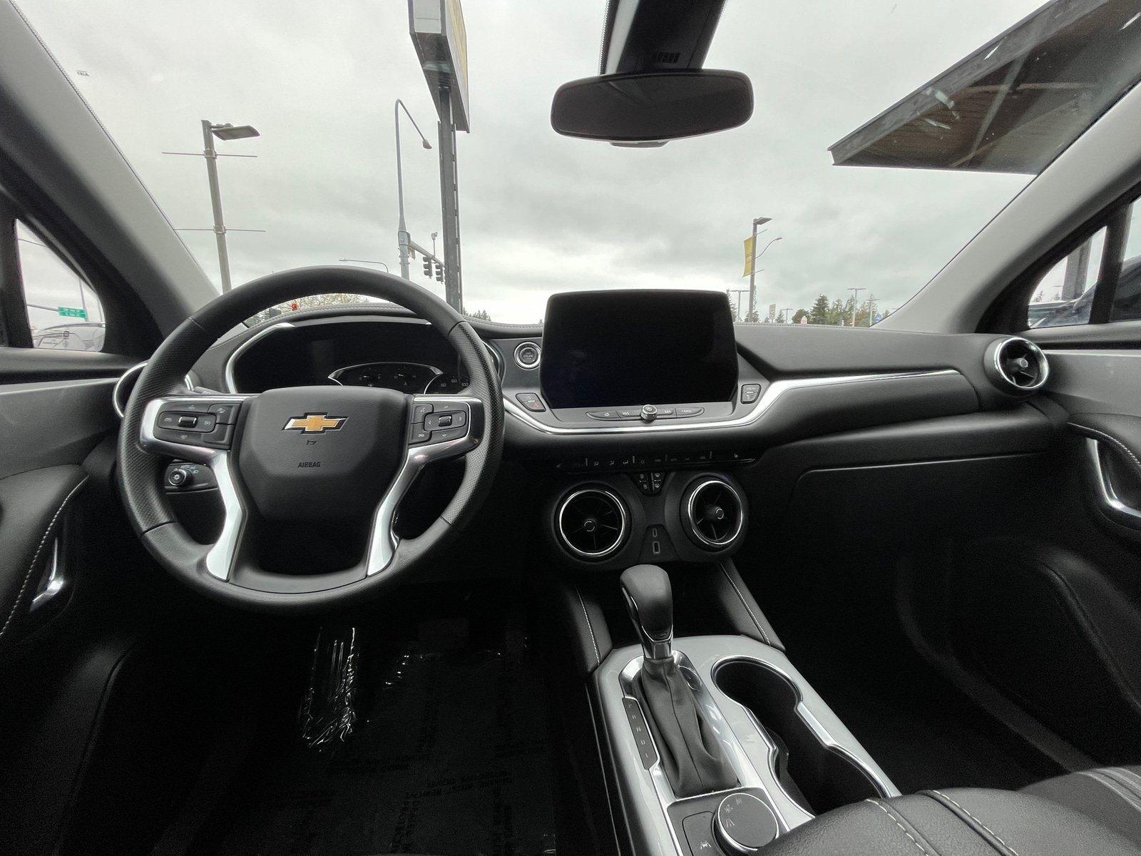 Thumbnail: 2025 Chevrolet Blazer - 3