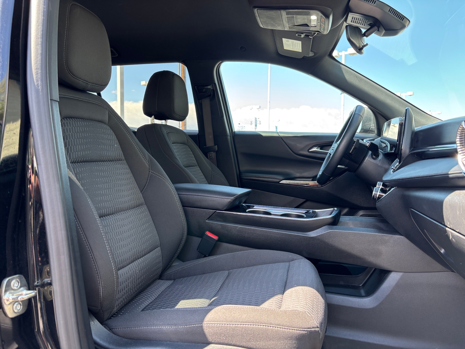 Thumbnail: 2025 Chevrolet Equinox - 2