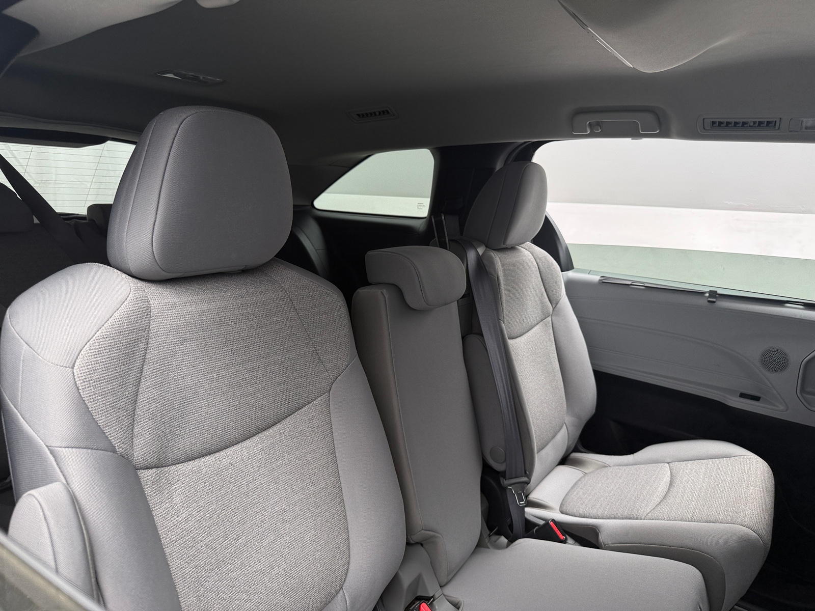 Thumbnail: 2025 Toyota Sienna - 6