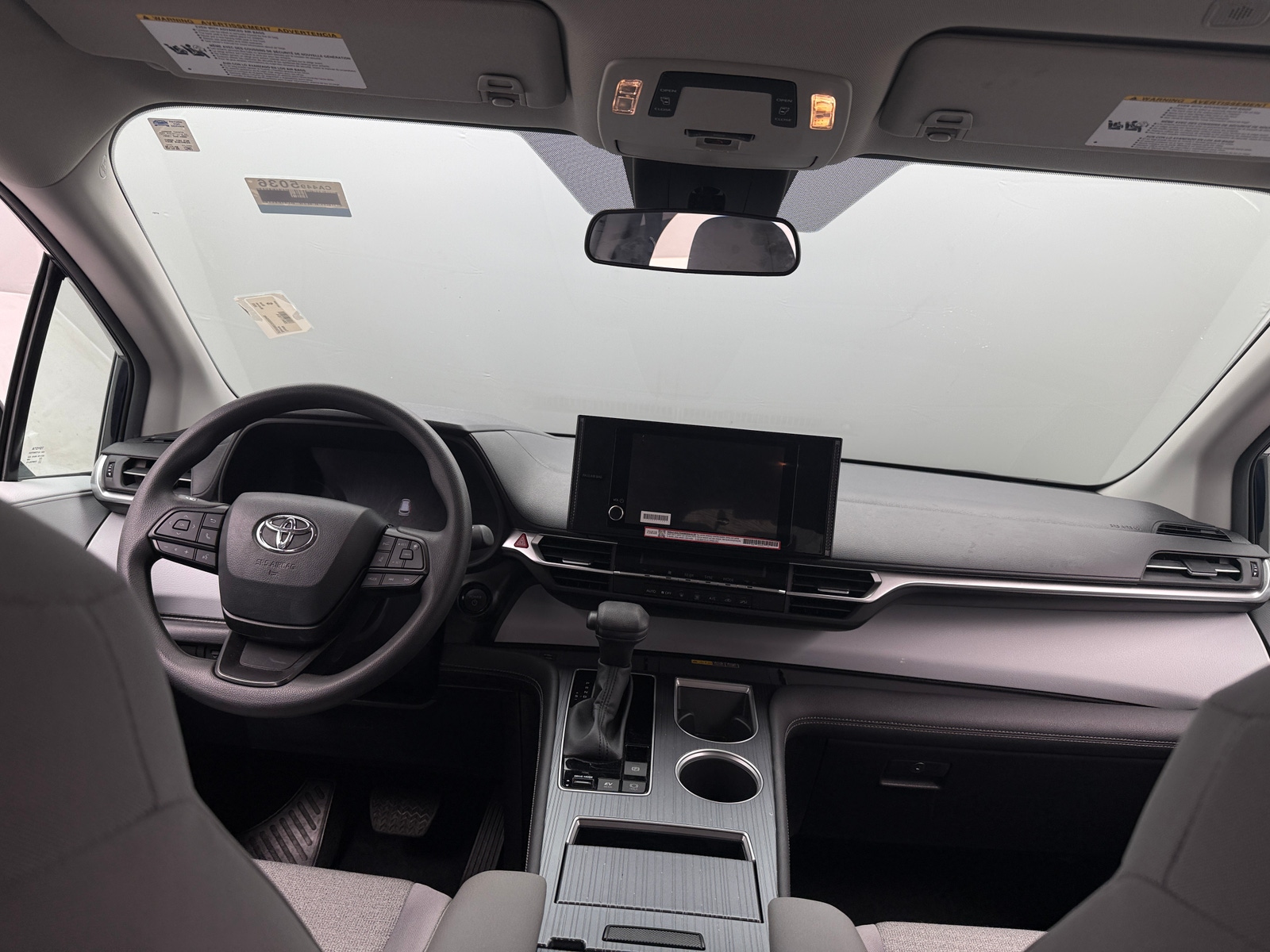Thumbnail: 2025 Toyota Sienna - 3