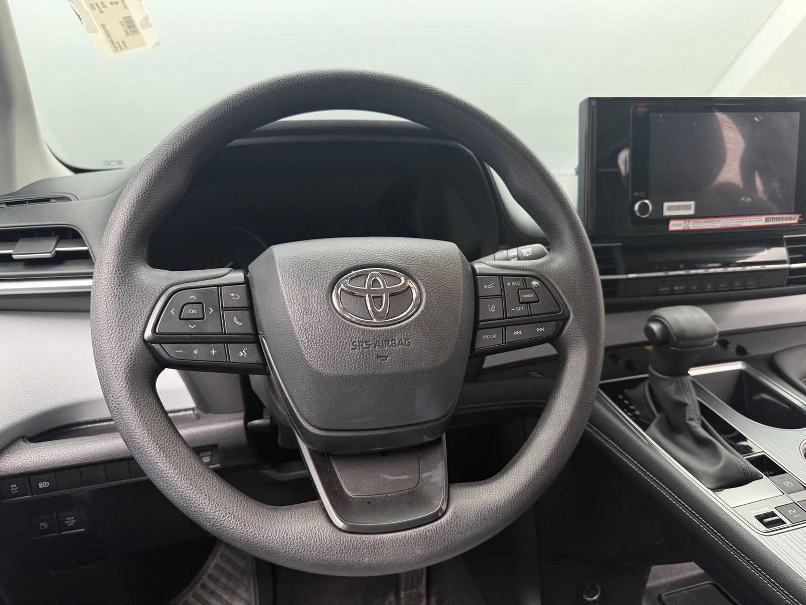 Thumbnail: 2025 Toyota Sienna - 5