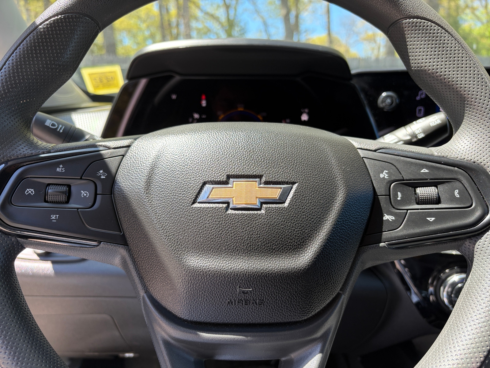 Thumbnail: 2025 Chevrolet Trax - 5