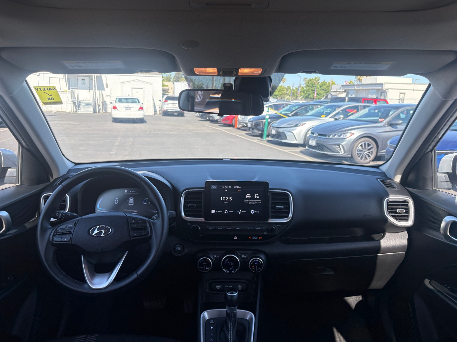 Thumbnail: 2025 Hyundai Venue - 3
