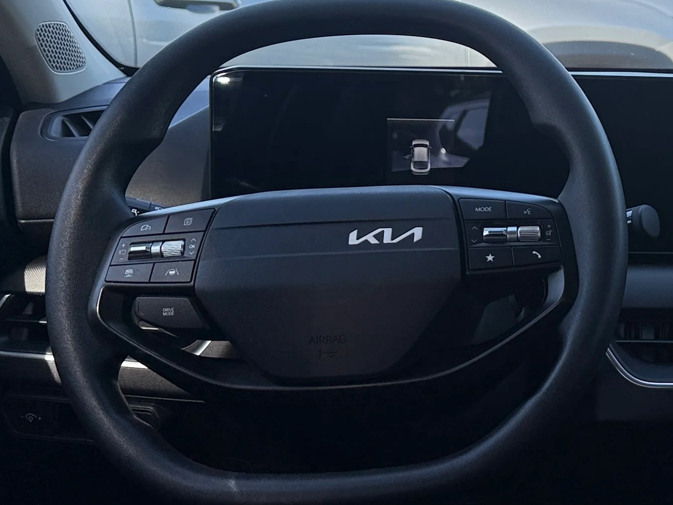 Thumbnail: 2025 Kia K4 - 4