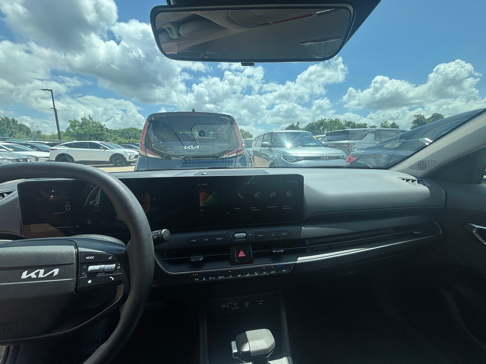 Thumbnail: 2025 Kia K4 - 3