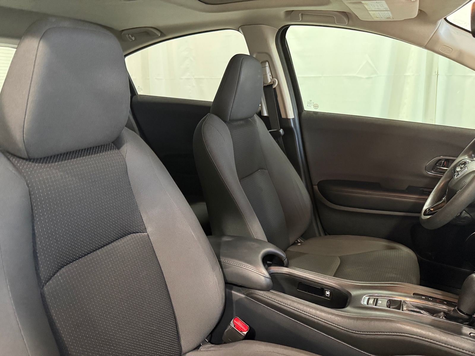 Thumbnail: 2019 Honda HR-V - 2