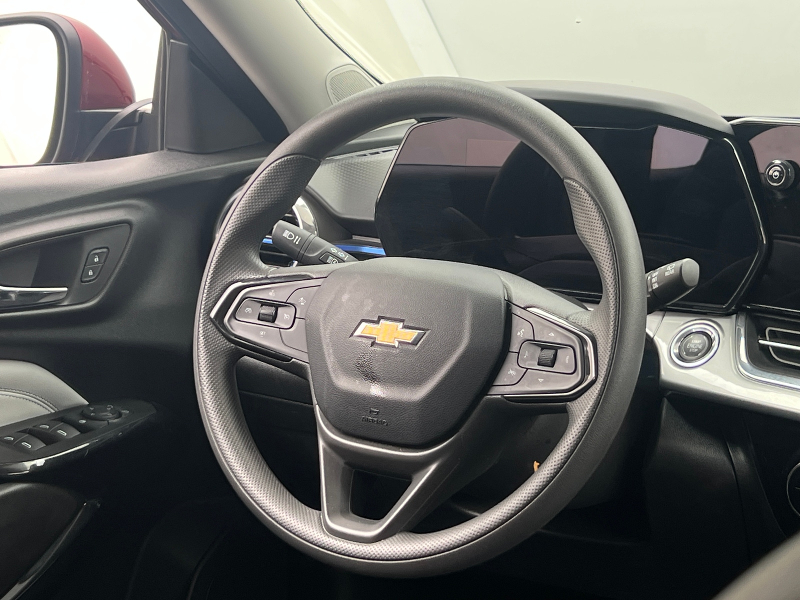 Thumbnail: 2025 Chevrolet Trax - 5