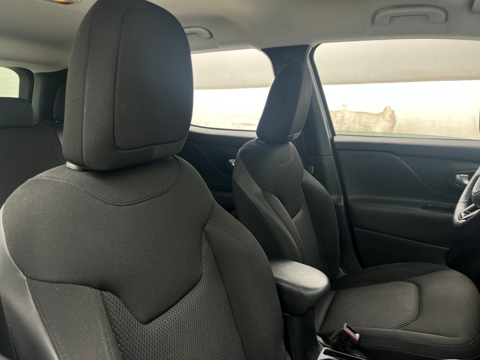 Thumbnail: 2018 Jeep Renegade - 2