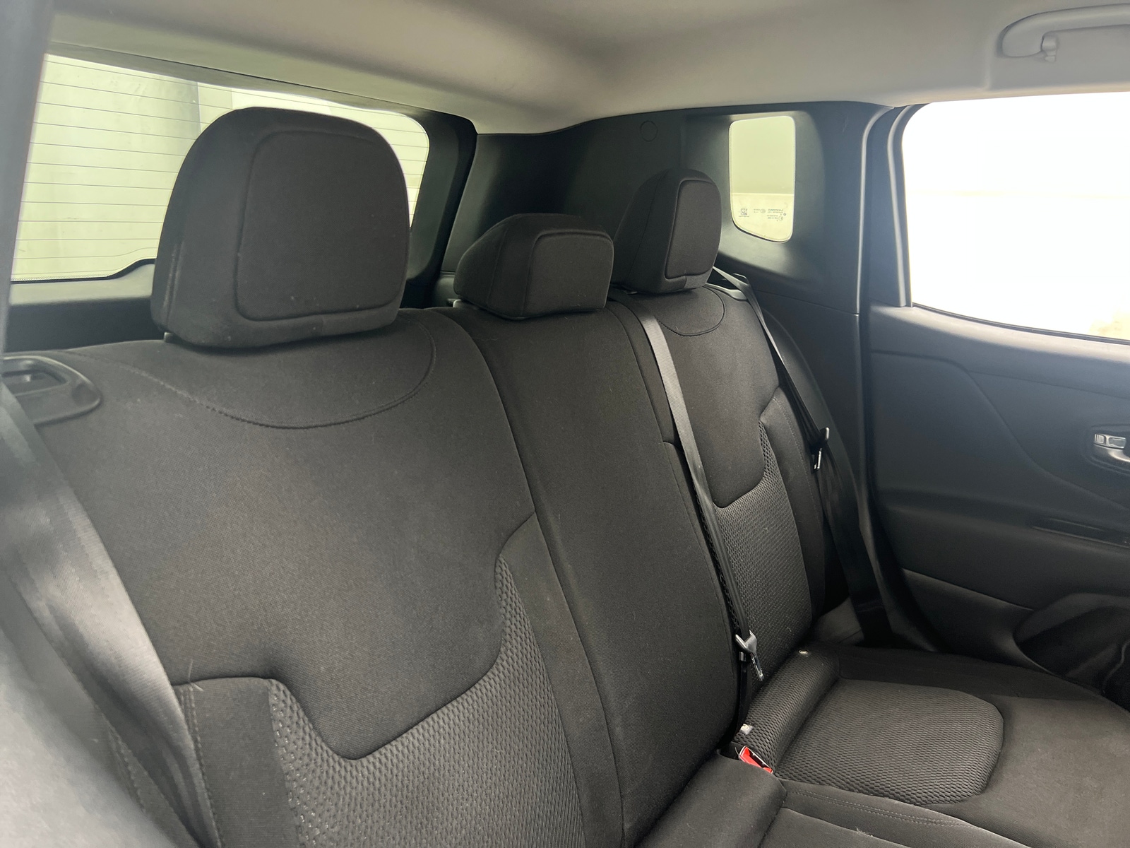 Thumbnail: 2018 Jeep Renegade - 6