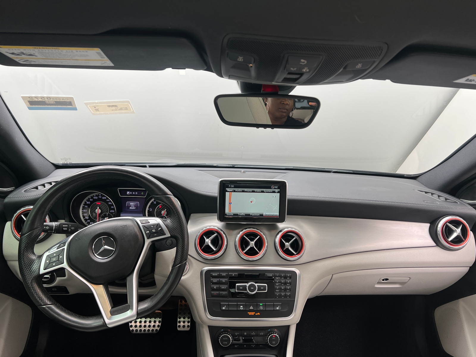 Thumbnail: 2015 Mercedes-Benz GLA - 2
