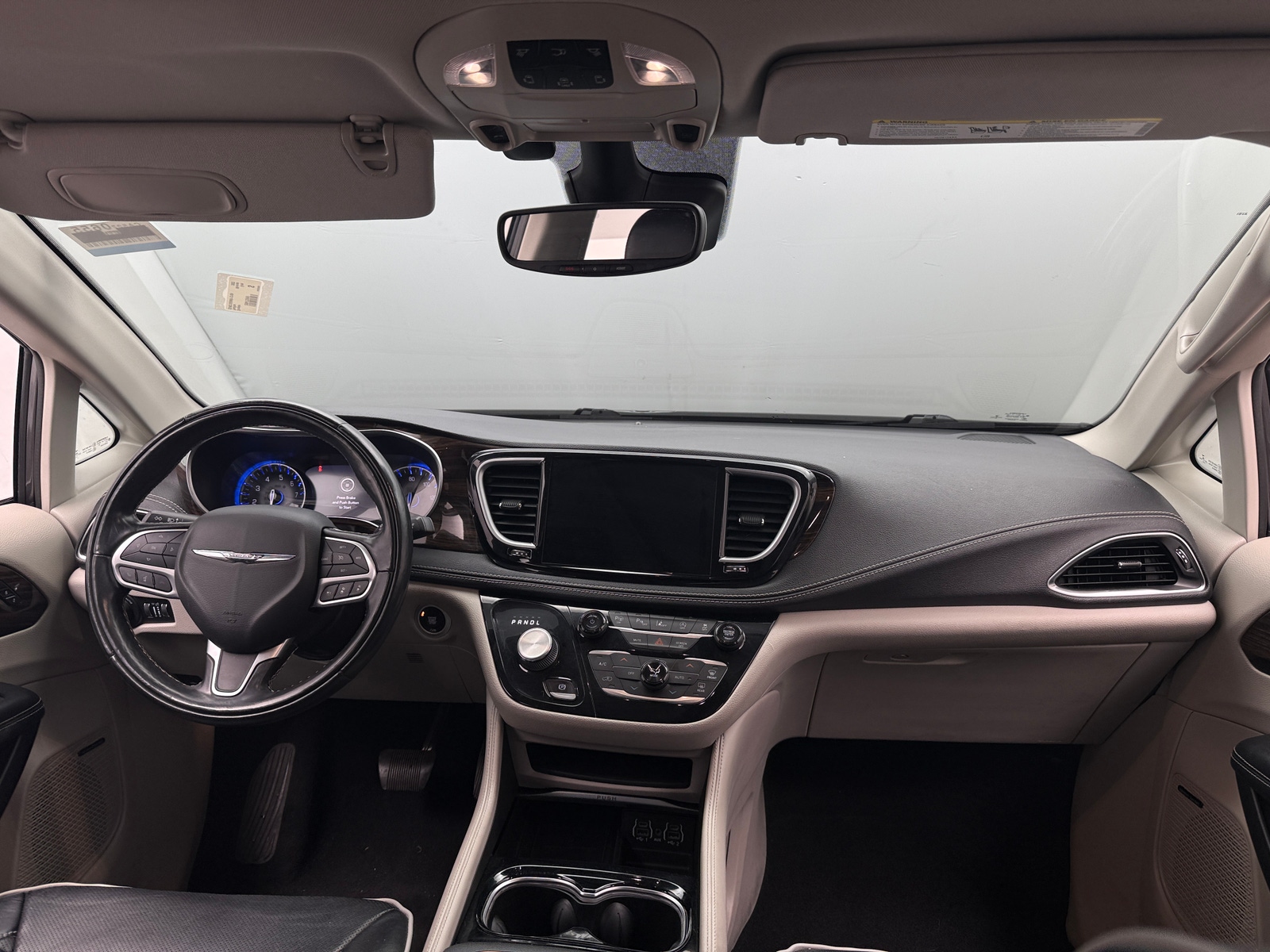 Thumbnail: 2022 Chrysler Pacifica - 2