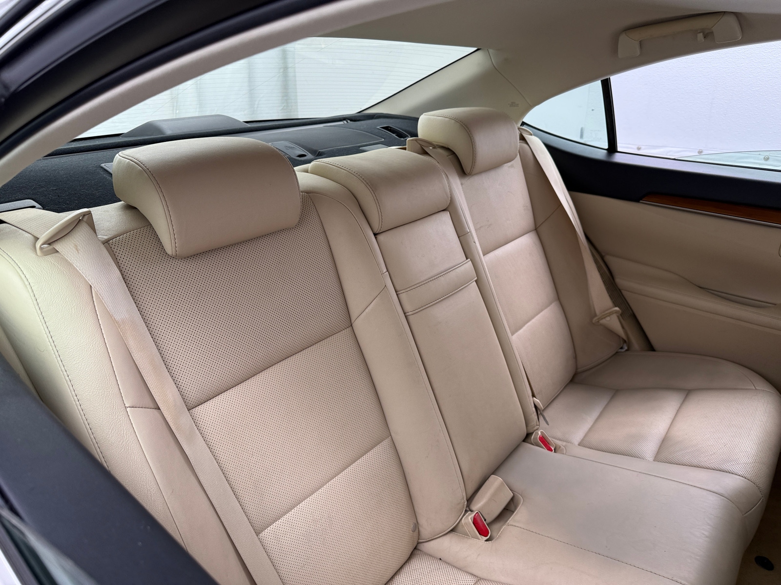 Thumbnail: 2015 Lexus ES - 5
