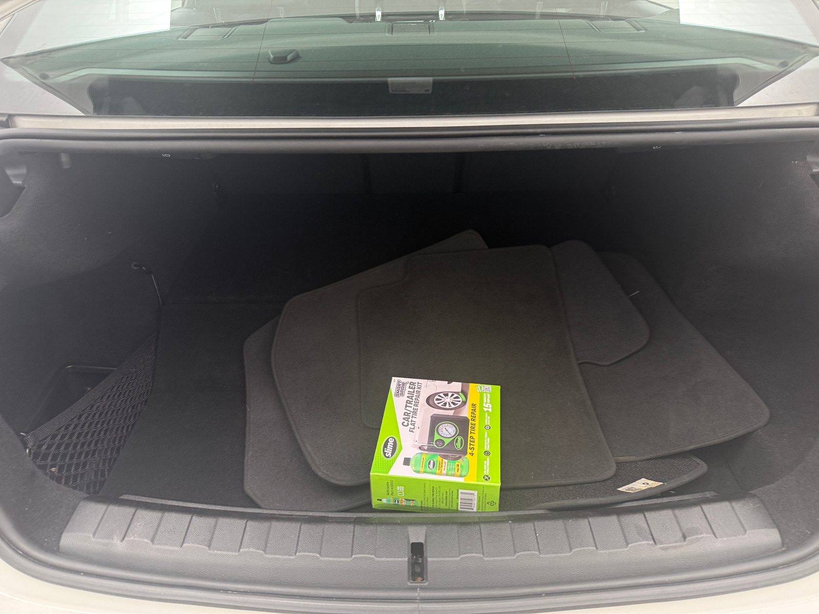 Thumbnail: 2024 BMW 3 Series - 6