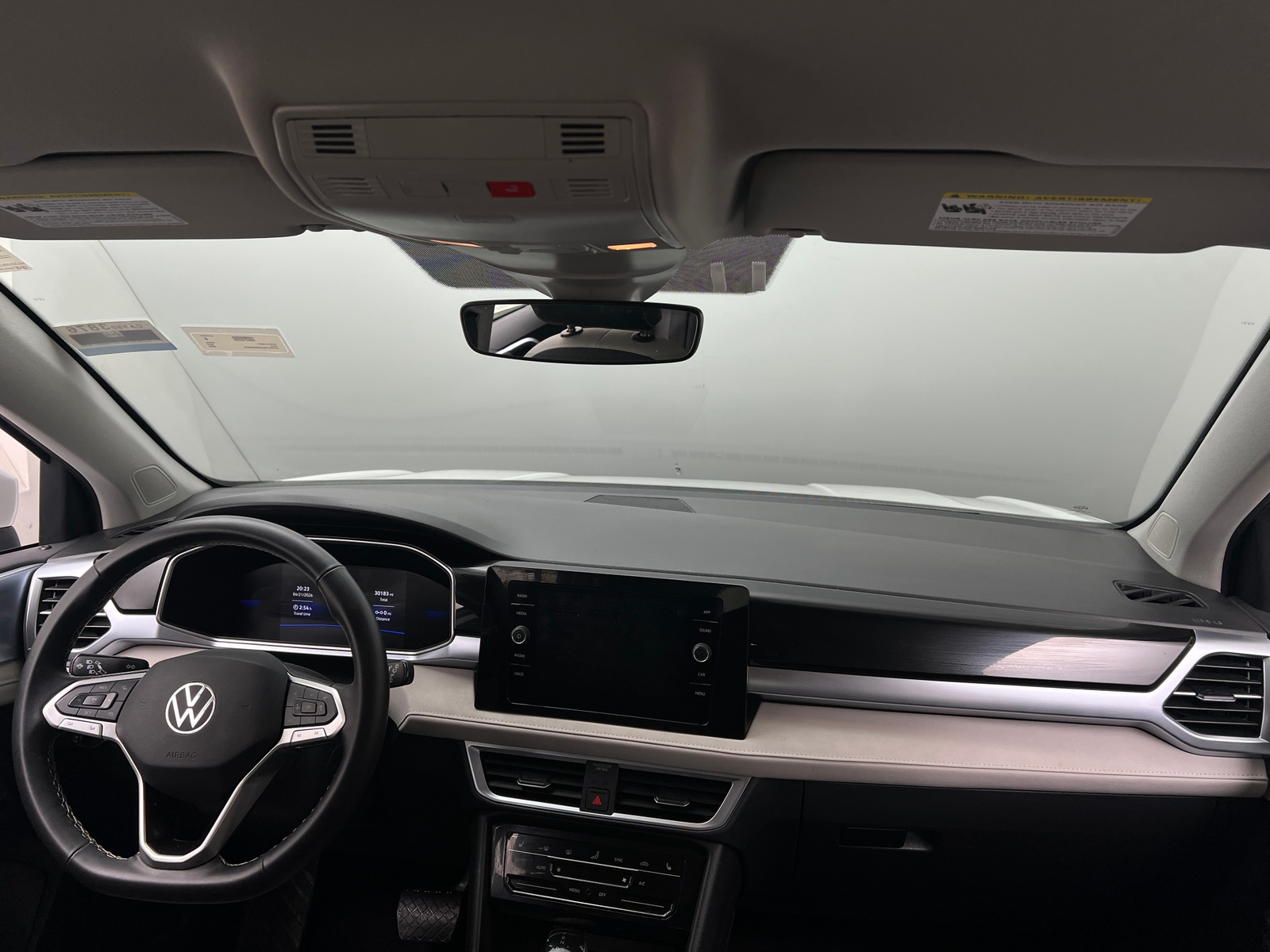 Thumbnail: 2025 Volkswagen Taos - 3