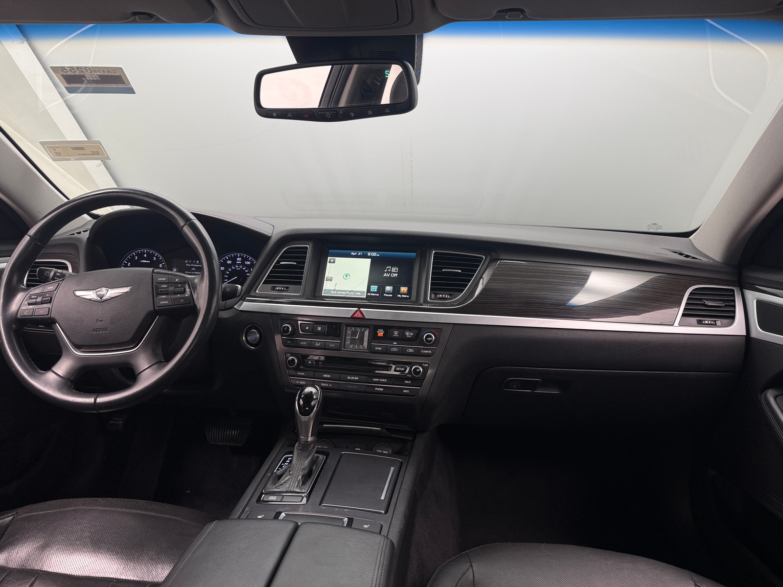 Thumbnail: 2015 Hyundai Genesis - 2