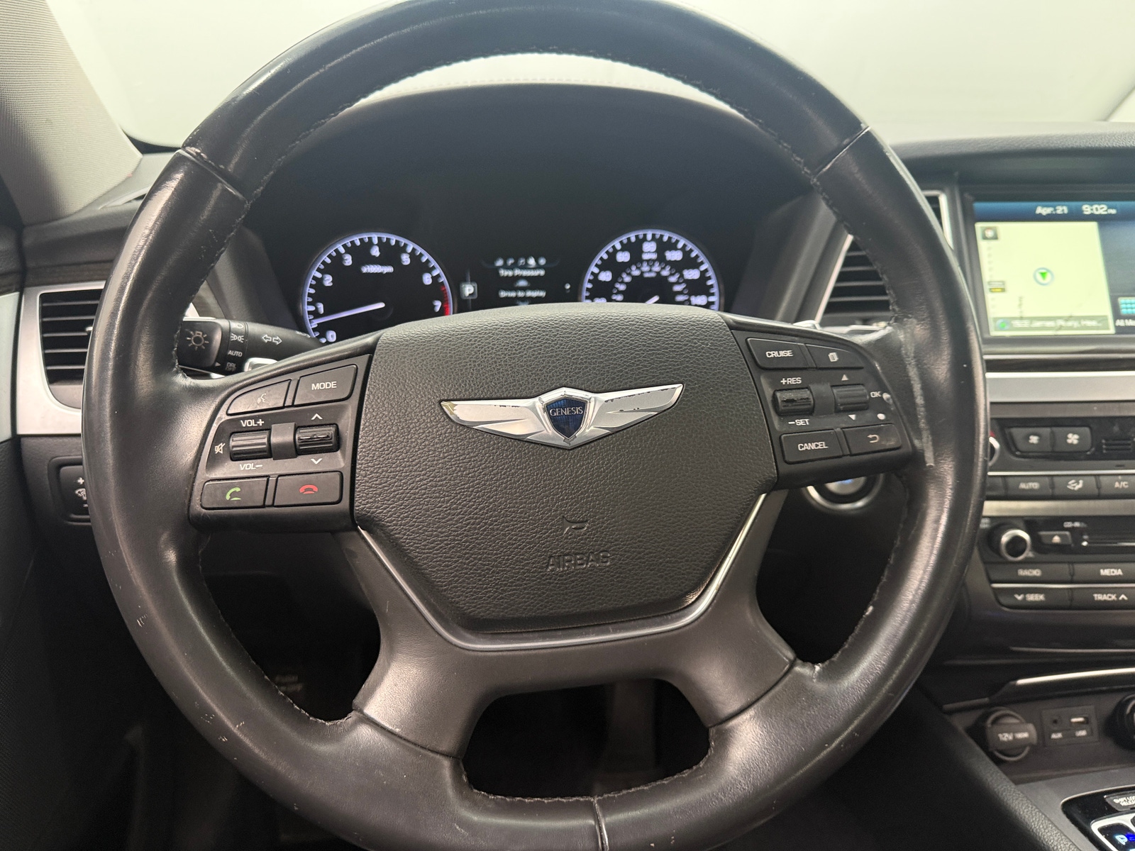 Thumbnail: 2015 Hyundai Genesis - 4