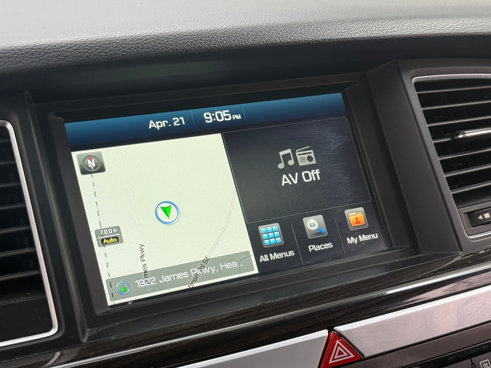 Thumbnail: 2015 Hyundai Genesis - 3