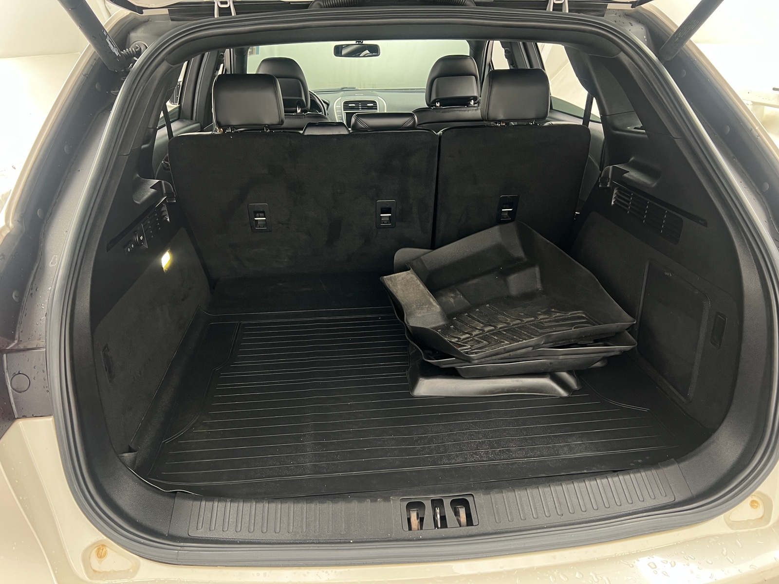 Thumbnail: 2017 Lincoln MKX - 6