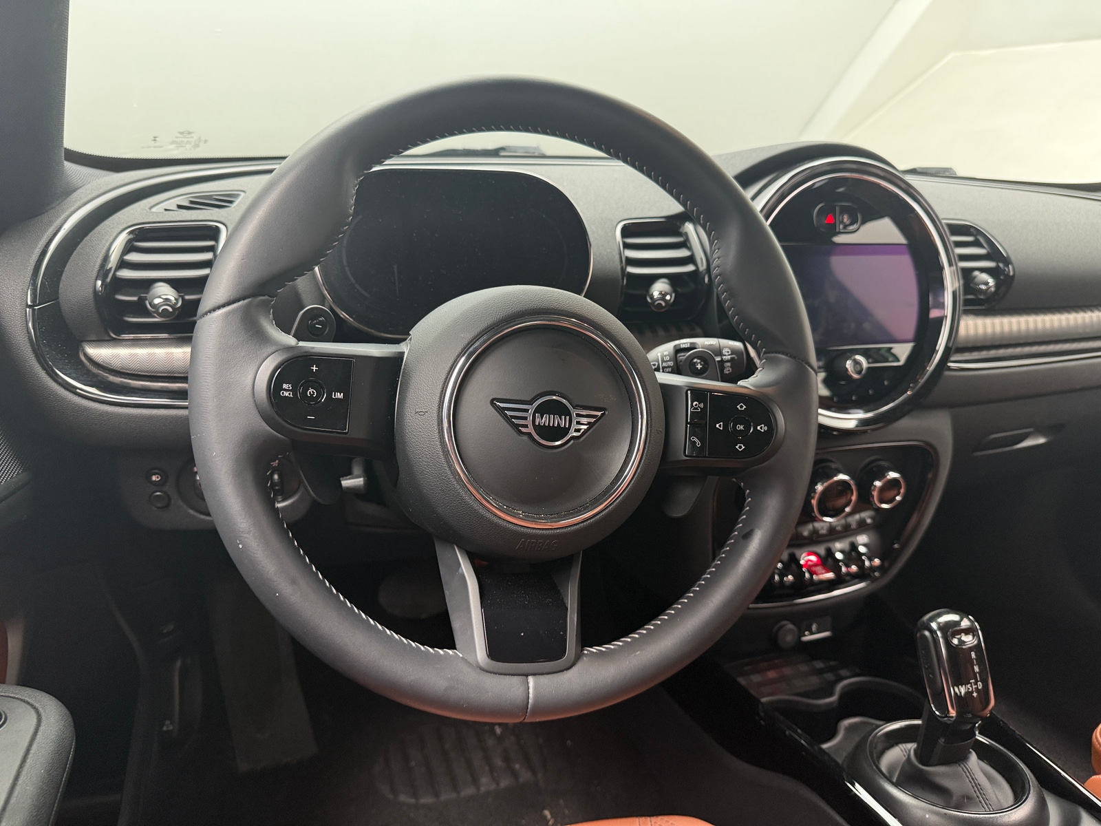 Thumbnail: 2024 MINI Cooper Clubman - 4