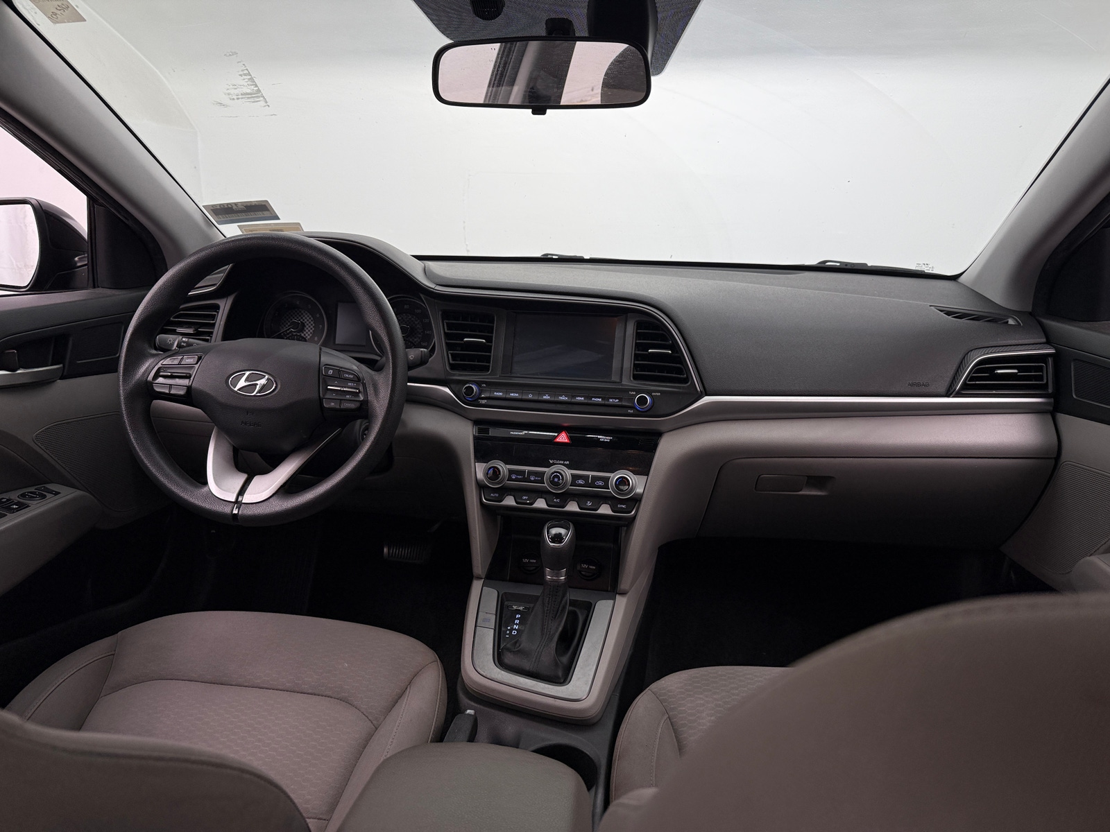Thumbnail: 2020 Hyundai Elantra - 3