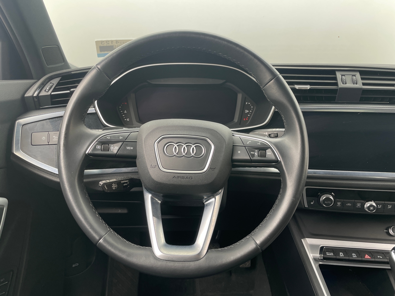 Thumbnail: 2022 Audi Q3 - 4