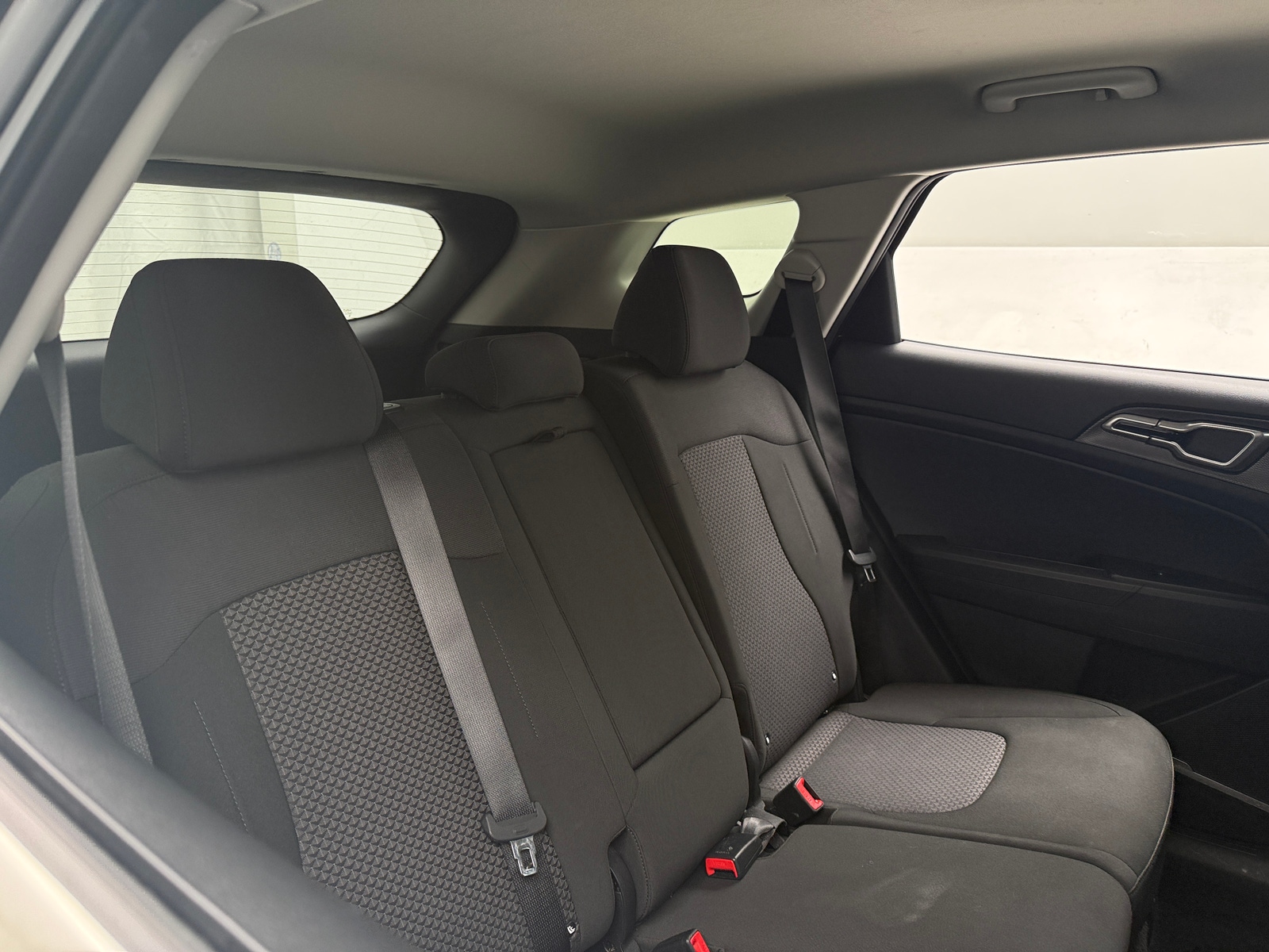 Thumbnail: 2025 Kia Sportage - 6