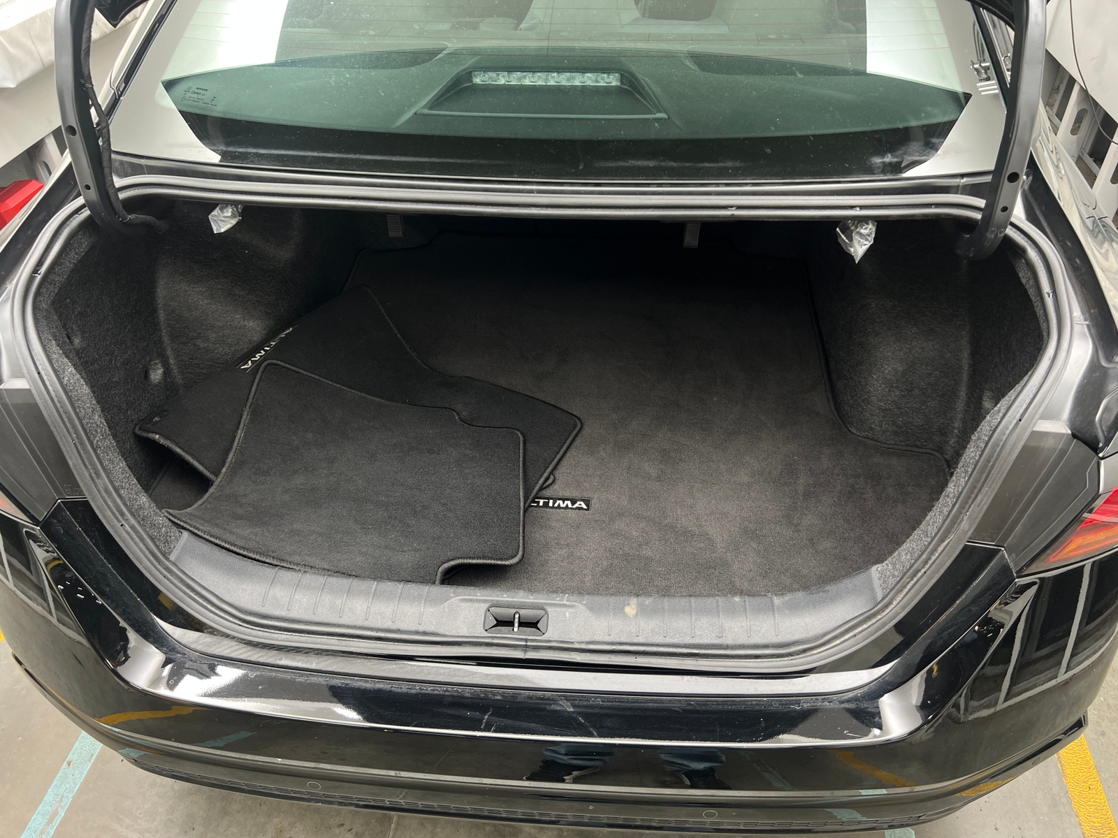 Thumbnail: 2025 Nissan Altima - 7