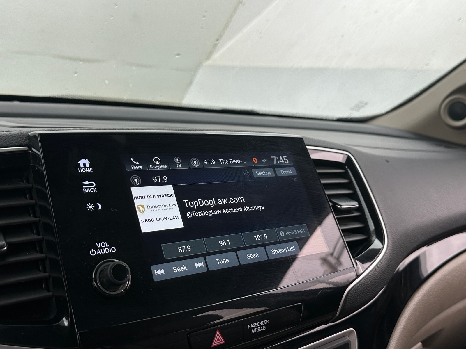 Thumbnail: 2019 Honda Pilot - 3