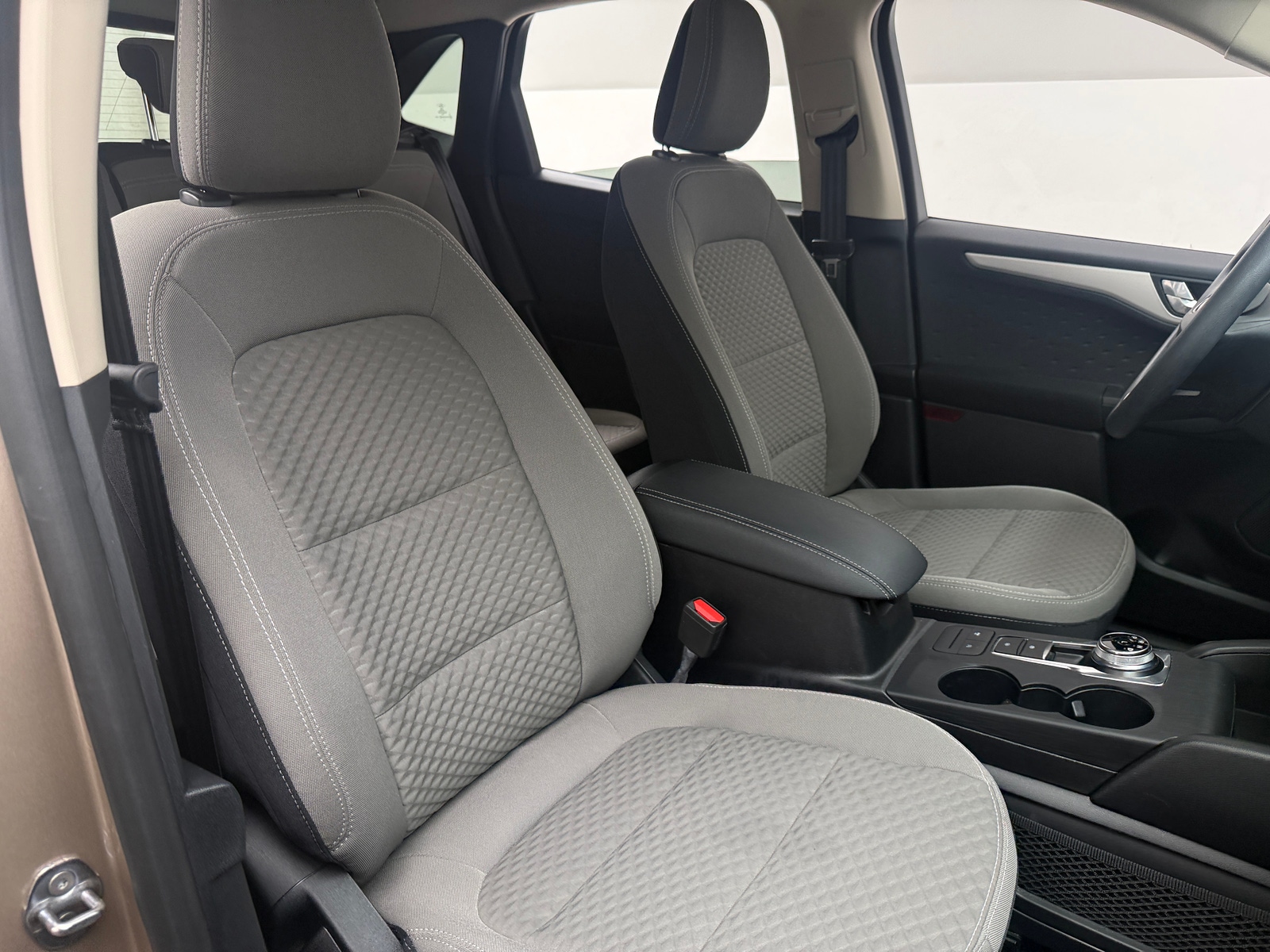 Thumbnail: 2020 Ford Escape - 2